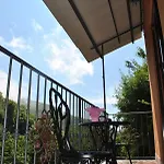 40 Steps Bed & Breakfast